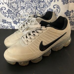 Nike Vapormax - size 8
